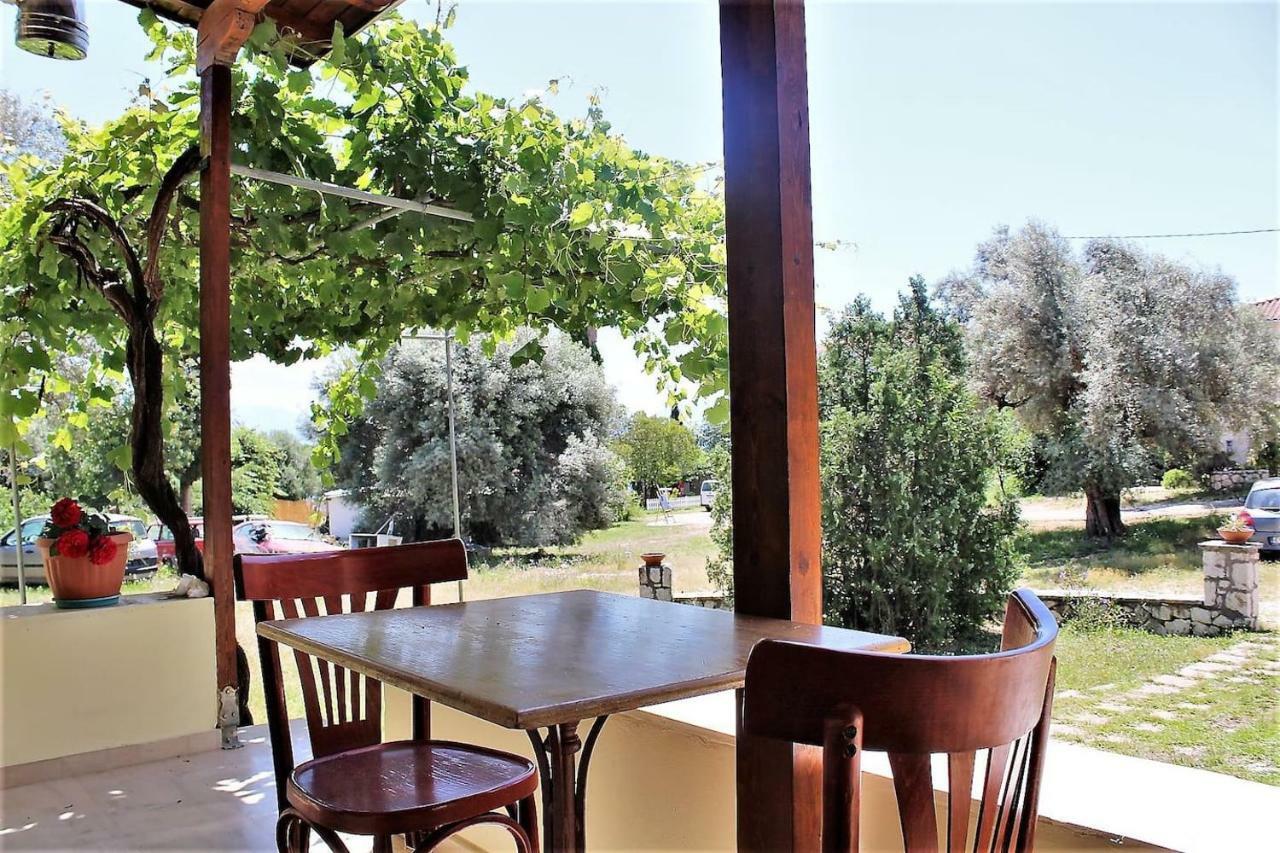 Mariannas House Nikiana Villa Exterior photo